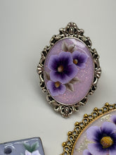 Load image into Gallery viewer, Creative Jewelry created by nail products at Nailcation in April 2026